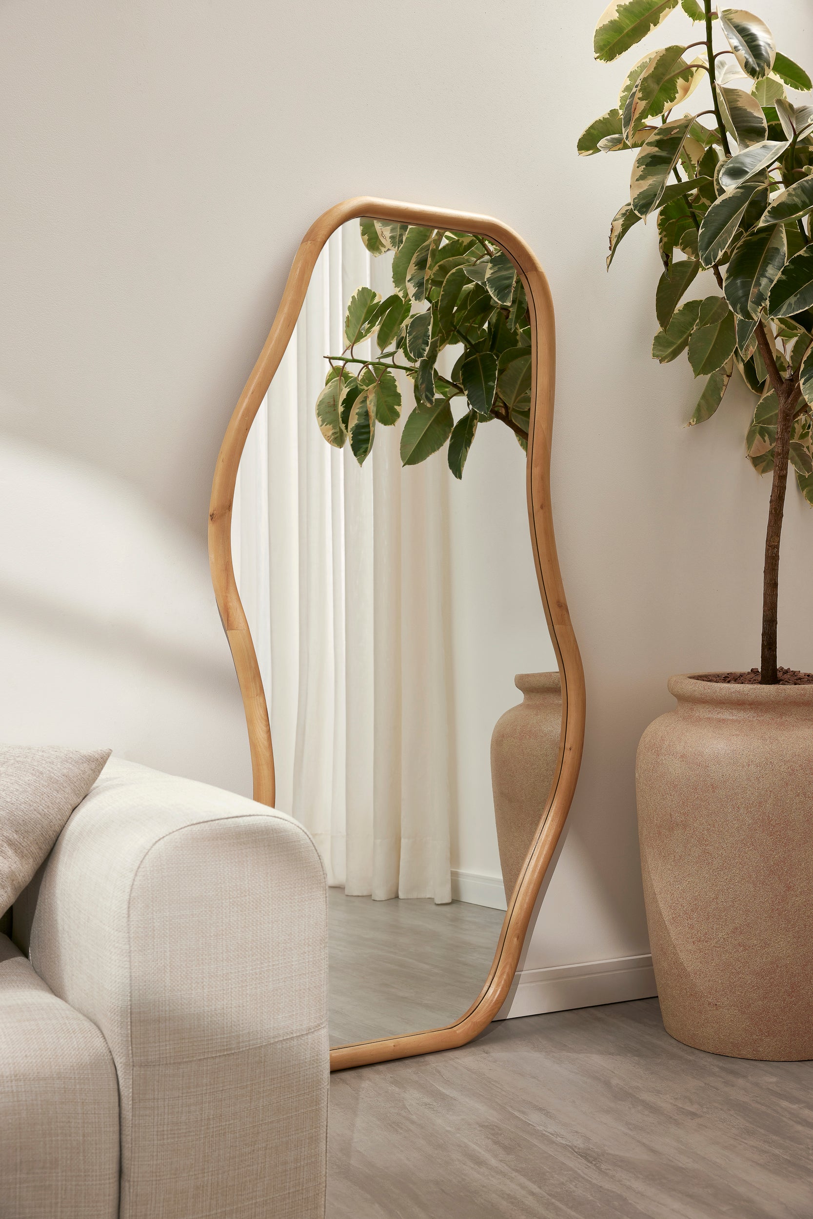 ESPELHO EM MADEIRA TESTE